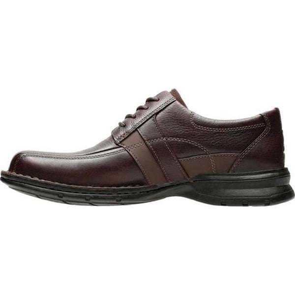 clarks espace oxford