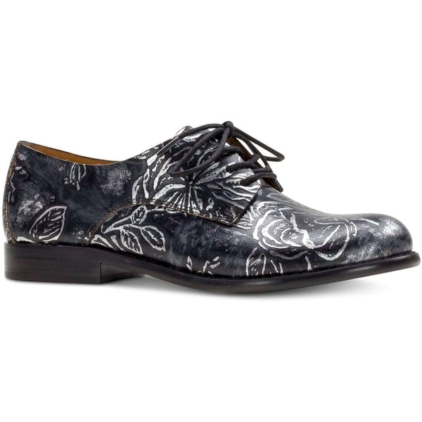 round toe oxfords womens