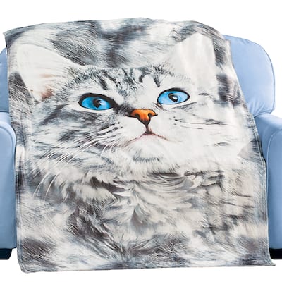 Cozy Cat with Blue Eyes Fleece Throw Blanket