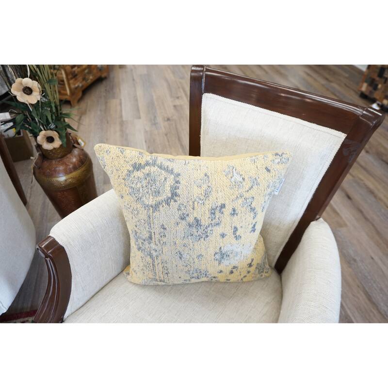 Home&Manor Norton St Philip Cotton Designer Throw Pillow