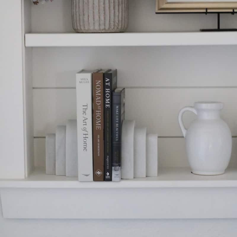 Modern Layered Arched Bookends - Home Desk Decor - Set of 2, 6", White - 6.0"