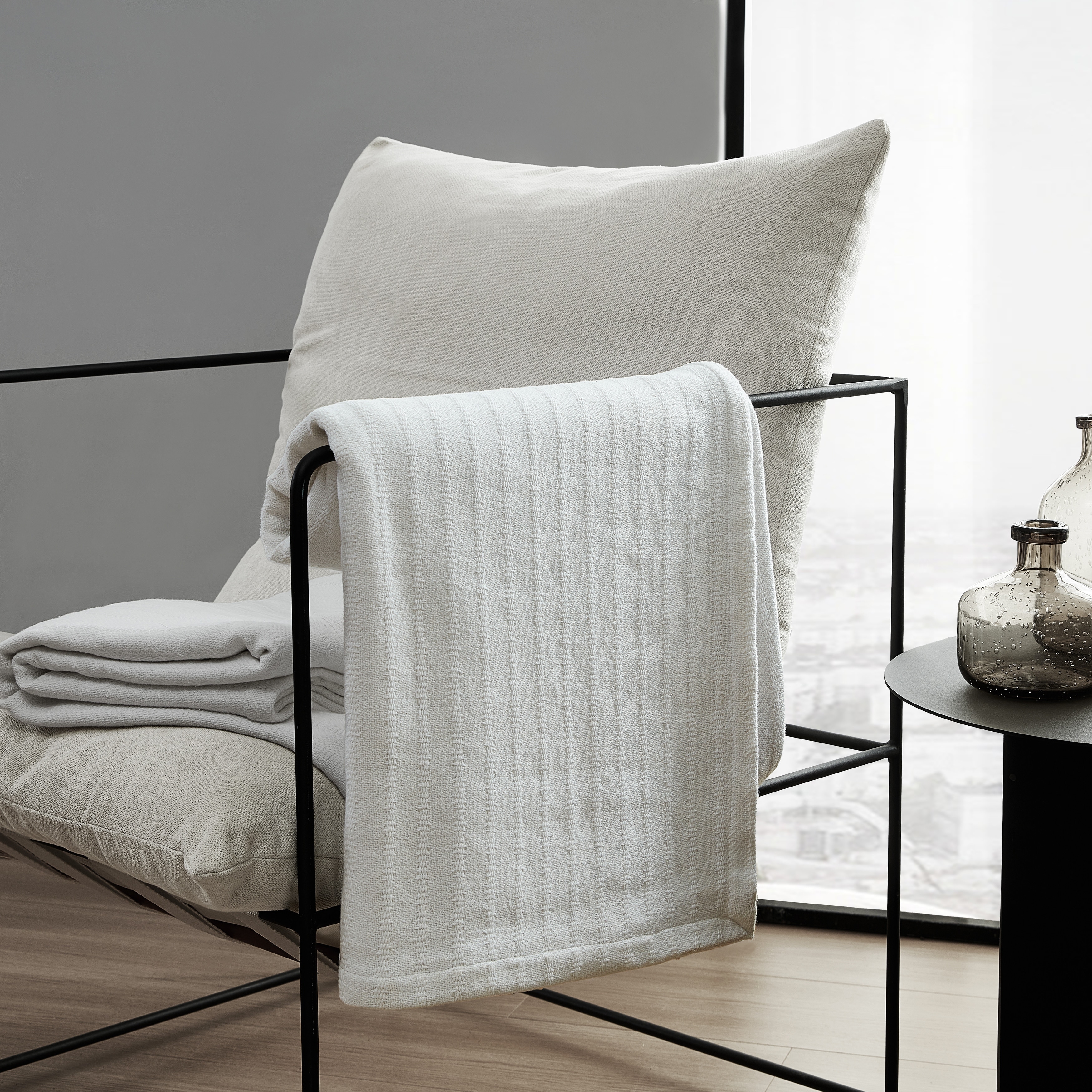 Vera Wang All Over Rib Cotton White Blanket Full Queen