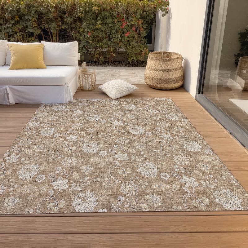 Machine Washable Indoor/ Outdoor Chantille Floral Farmhouse Rug
