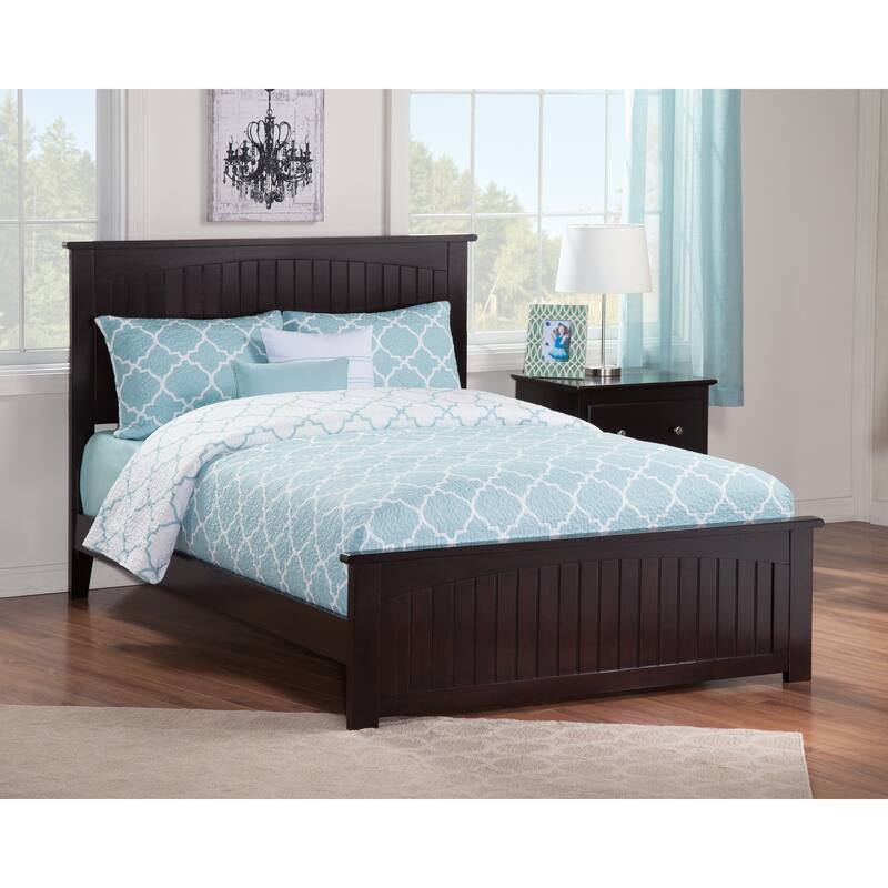 Traditional Bed Frame with Footboard & Charger - Elegant Design for Bedroom Decor