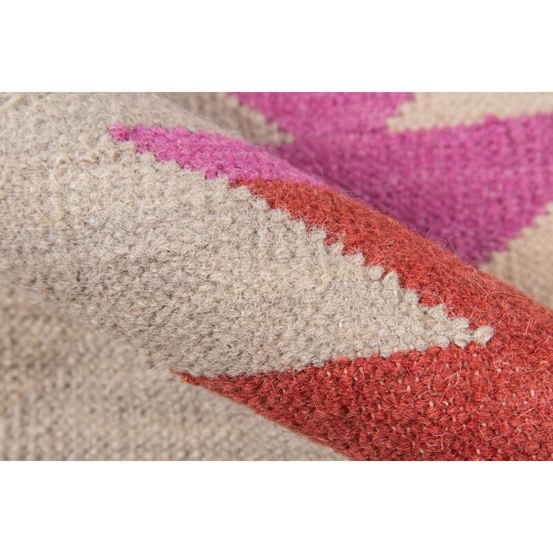 Momeni Caravan Hand Woven Wool Geometric Area Rug