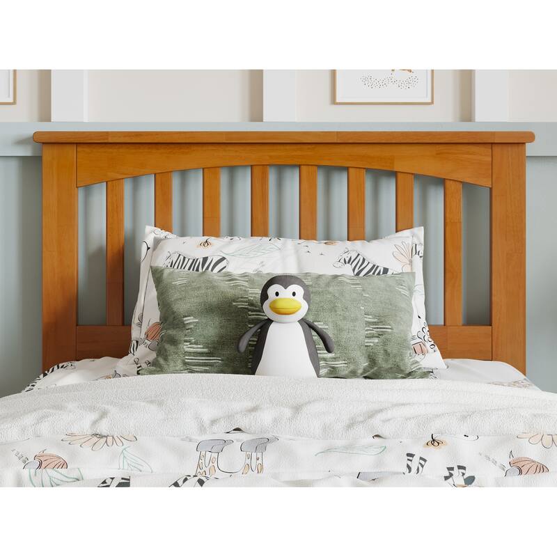 Everett Platform Bed with Panel Footboard and Twin Trundle