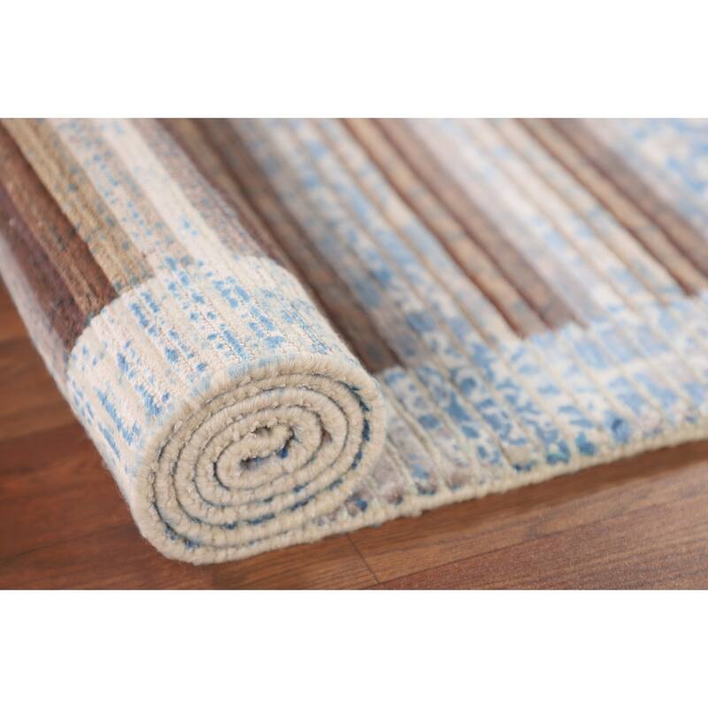 Striped / Abstract Accent Rug Hand-Knotted Wool Carpet - 2'8"x 4'9"