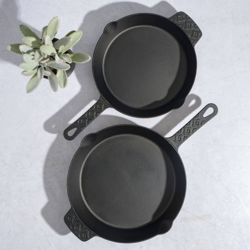 Spice by Tia Mowry Savory Saffron Pre-Seasoned Cast Iron Skillet Set