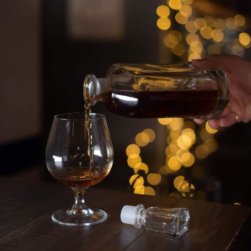 Bormioli Rocco Capitol Glass Decanter Airtight Geometric Stopper - 23.75 oz