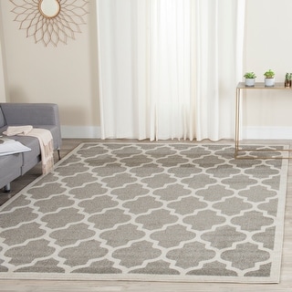 SAFAVIEH Amherst Erma Modern Rug