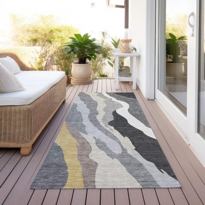 Machine Washable Indoor/ Outdoor Abstract Contemporary Chantille Rug