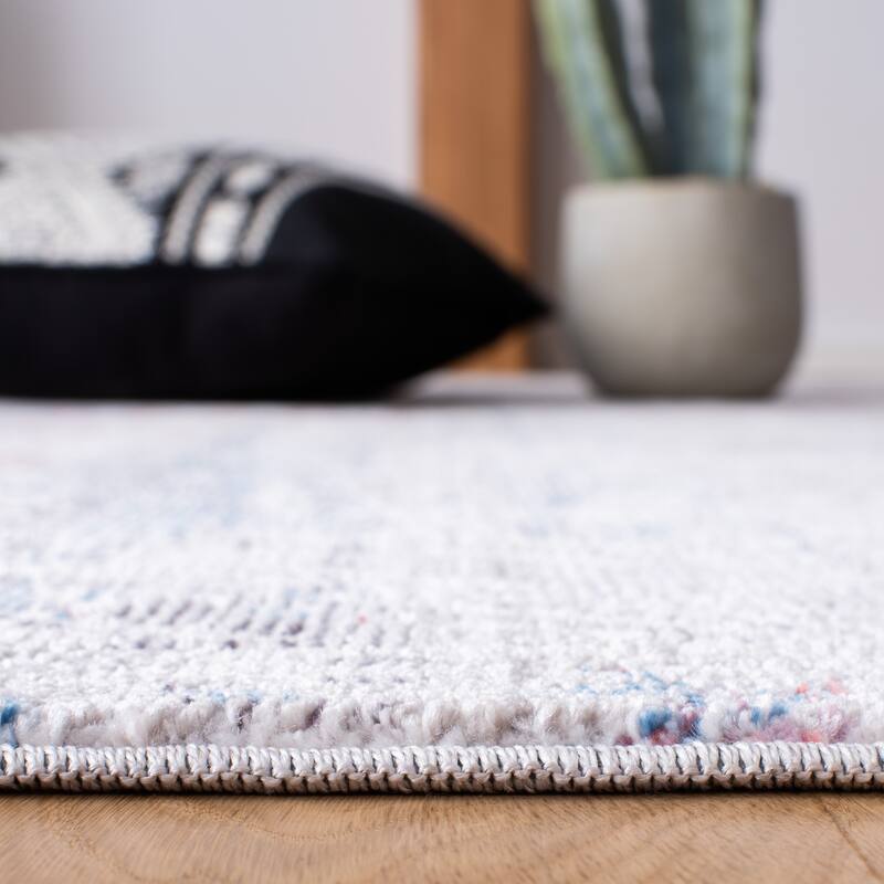 SAFAVIEH Valencia Henryka Boho Distressed Rug