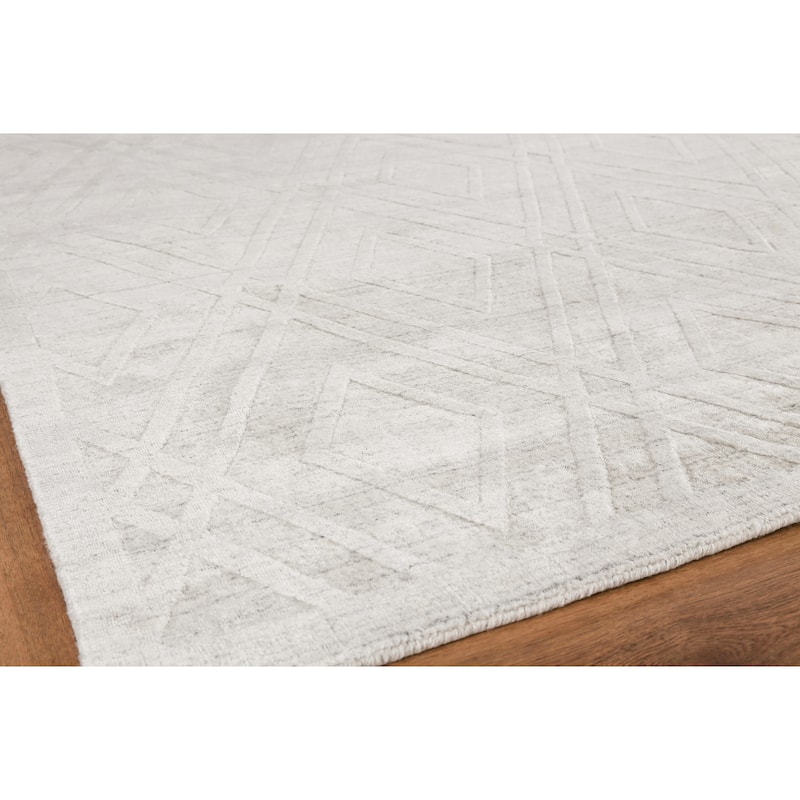 EXQUISITE RUGS Castelli Hand-loomed Bamboo Silk/Wool Ivory Area Rug.