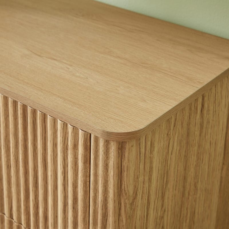 Modern 6 Drawers Dresser with Curved Design and Ample Storage for Bedroom or Living Room Organization