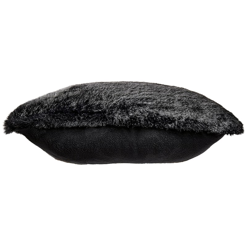 Gariland Pillow