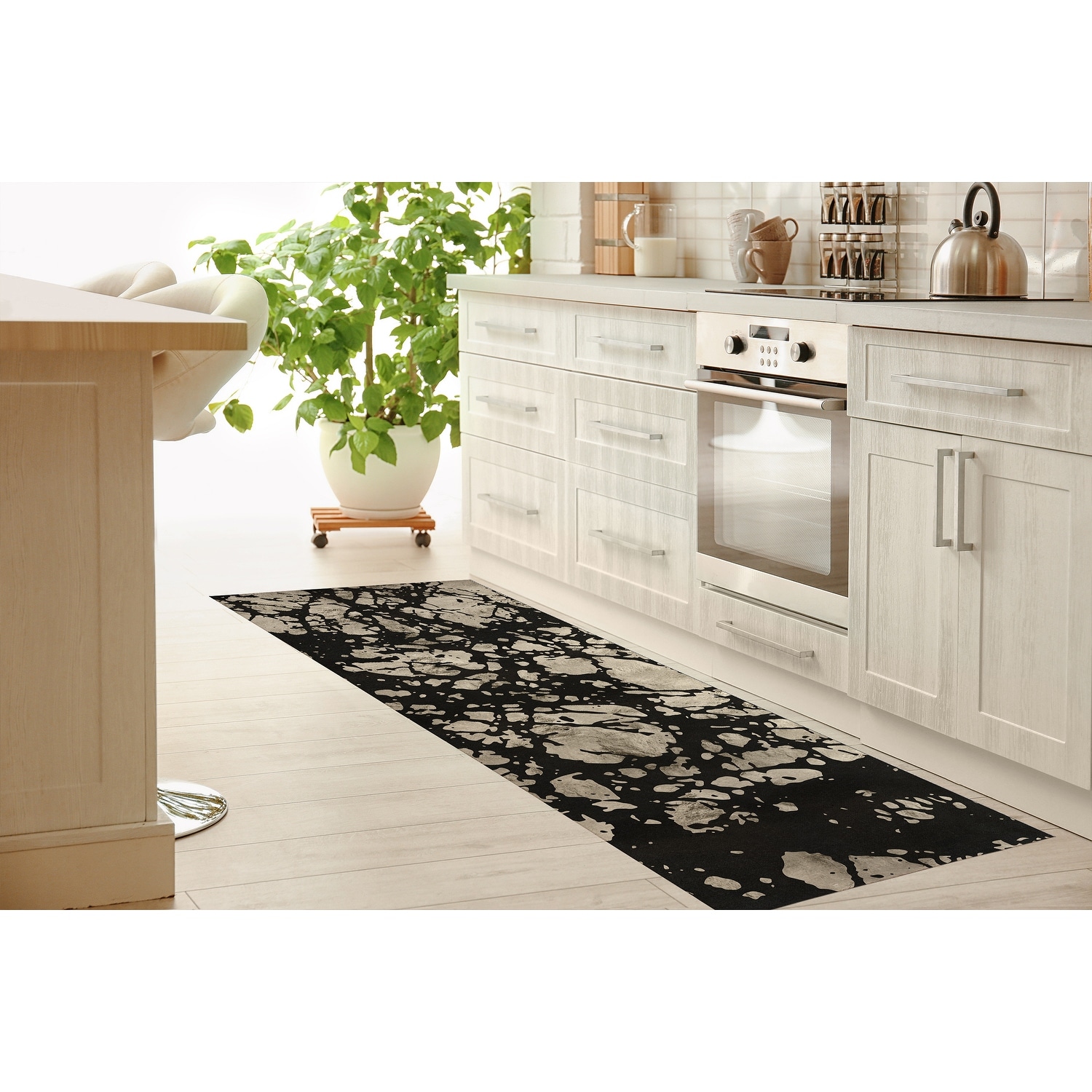 MARBLE BLACK SMALL Indoor Floor Mat By Kavka Designs - Bed Bath & Beyond -  31257850