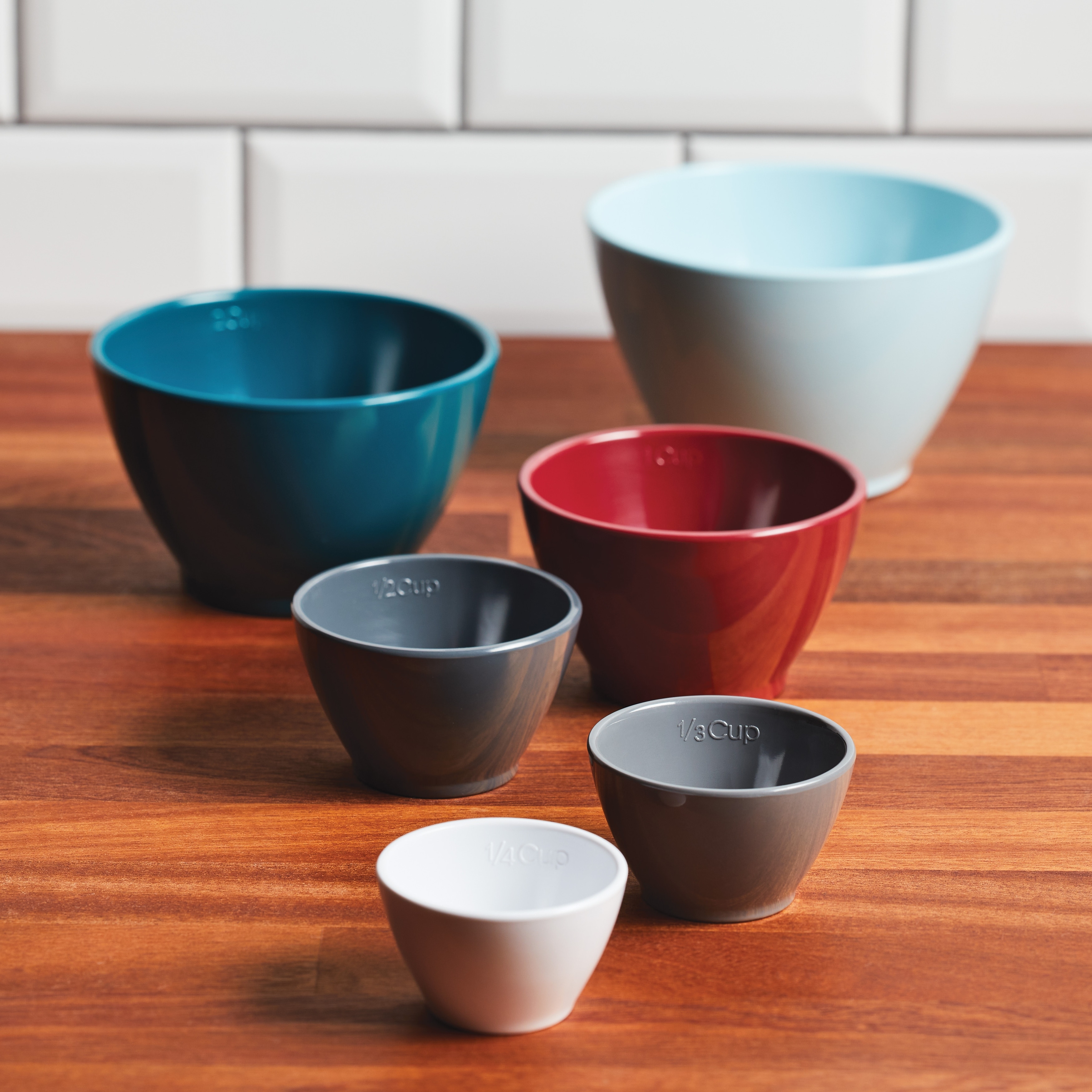 Rachael Ray 5 Pieces Melamine Nesting Measuring Cups, Assorted Colors 
