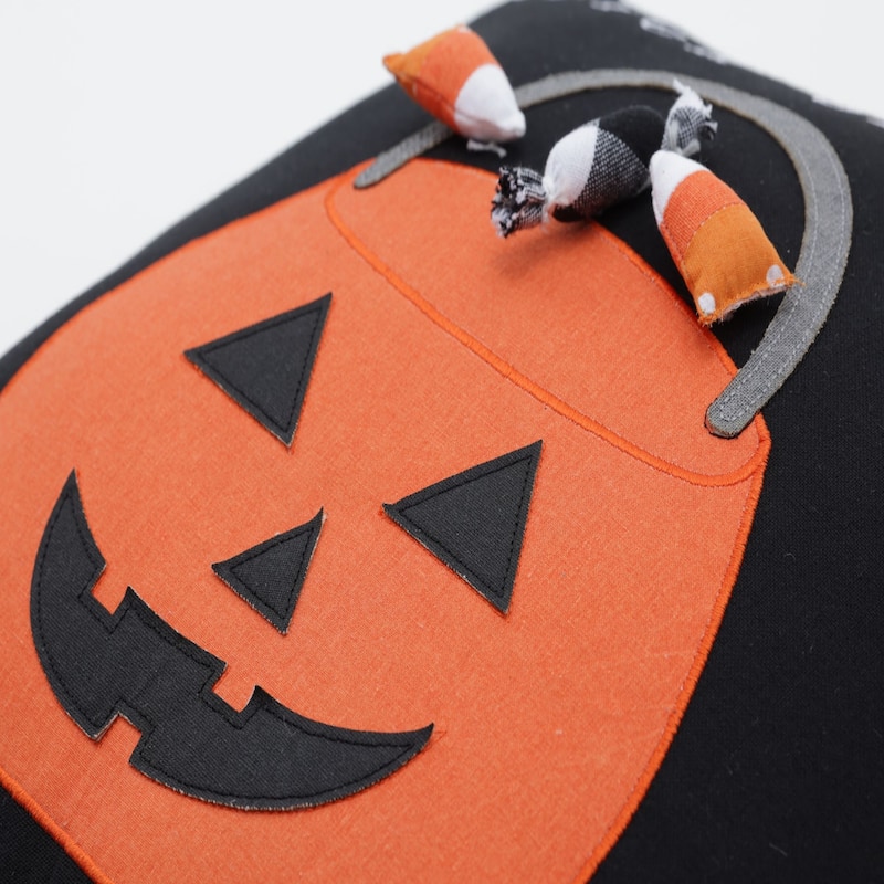 Pillow Perfect Indoor Decorative Halloween Throw Pillow