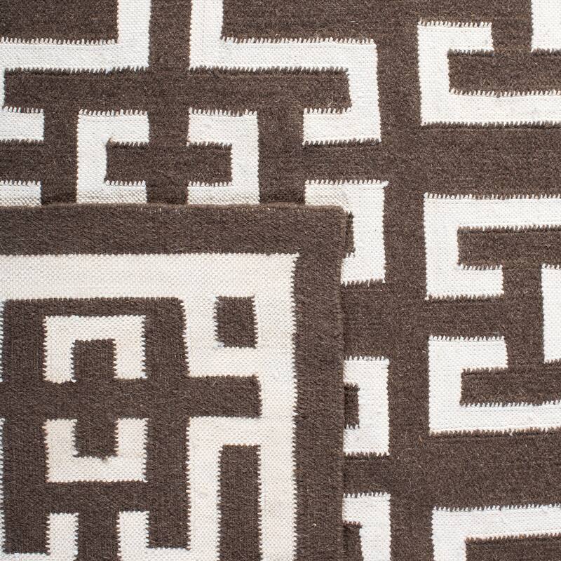 SAFAVIEH Handmade Flatweave Dhurries Ranjeeta Modern Moroccan Wool Rug