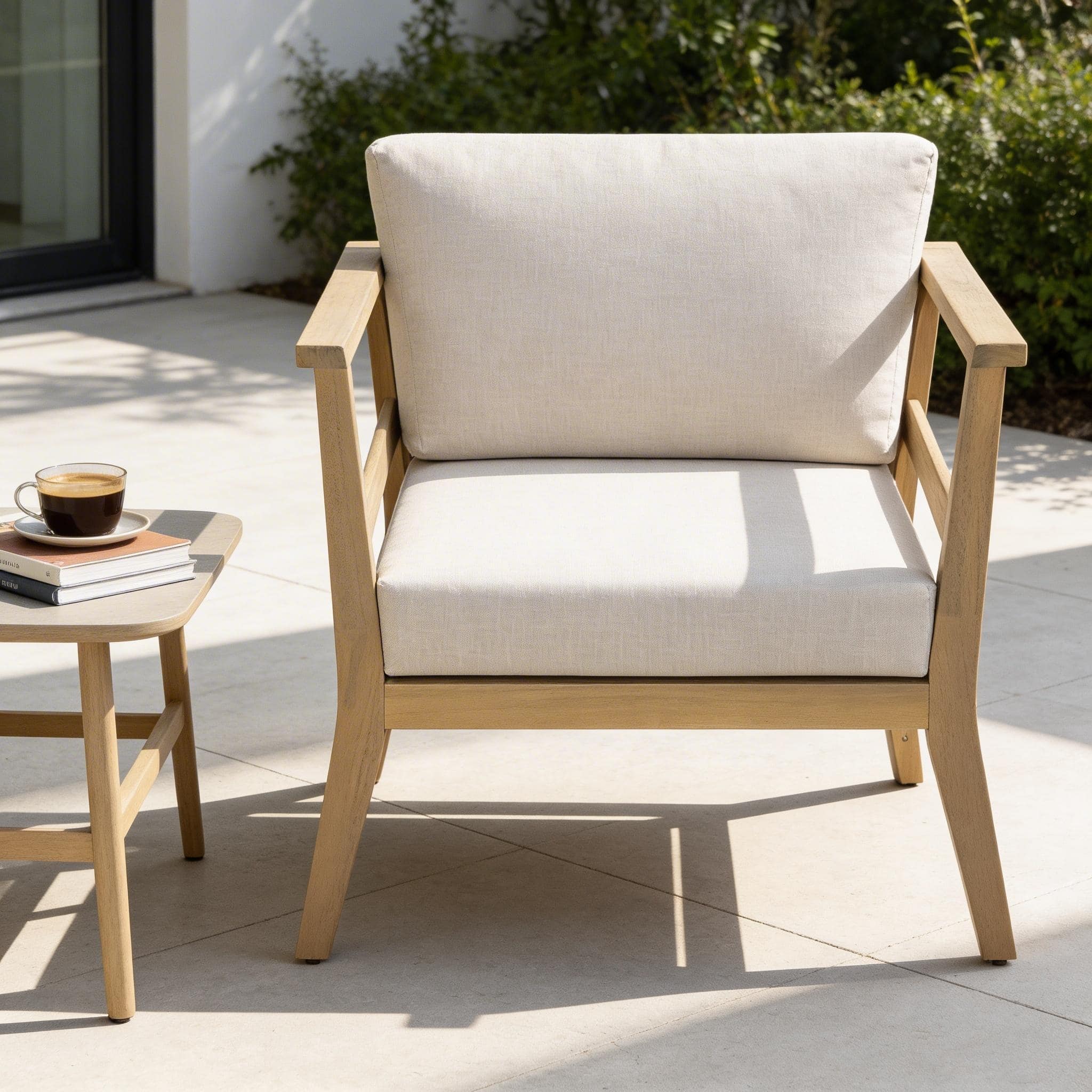Option Light Teak + Beige Cushion