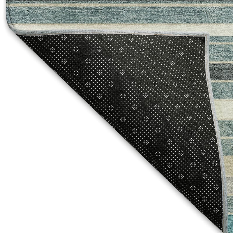 Machine Washable Indoor/ Outdoor Modern Stripes Chantille Rug