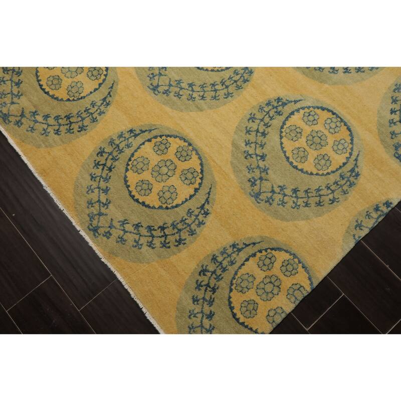 Tibetan Transitional Floral 8x9'4'' Hand Knotted Wool Light Gold Rug - 8' x 9' 4''