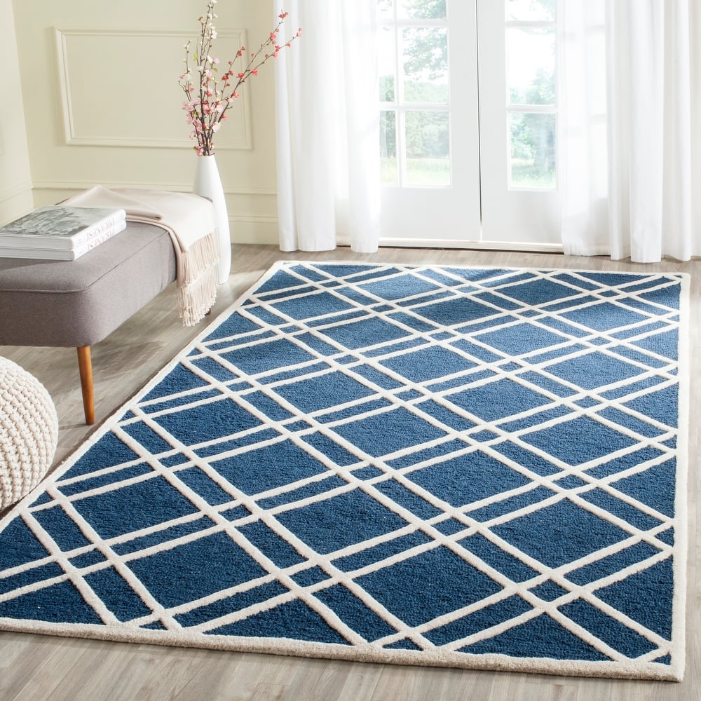 SAFAVIEH Handmade Cambridge Polona Modern Moroccan Wool Rug