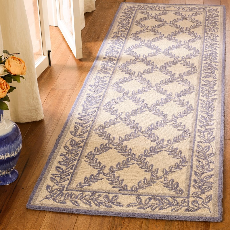 SAFAVIEH Handmade Chelsea Kimber Trellis French Country Wool Rug