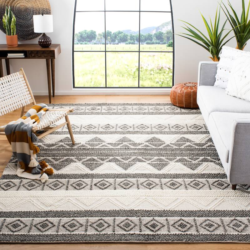 SAFAVIEH Handmade Natura Greetje Wool Rug - 11' x 15' - Ivory/Grey