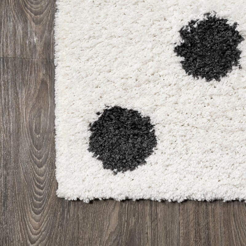 JONATHAN Y Caimari Modern Charcoal Dot Shag Area Rug