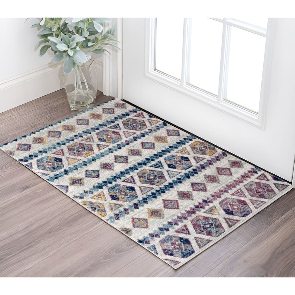 Qeji Power Loomed Geometric Stain Resistant Low Pile Soft Durable Area Rug By HomeRoots - 36' X '24' X '0.38