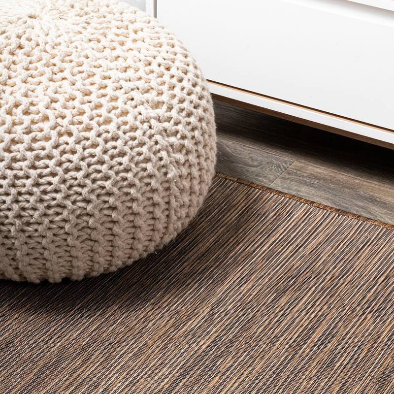 JONATHAN Y Bo Modern Flatweave Solid Area Rug