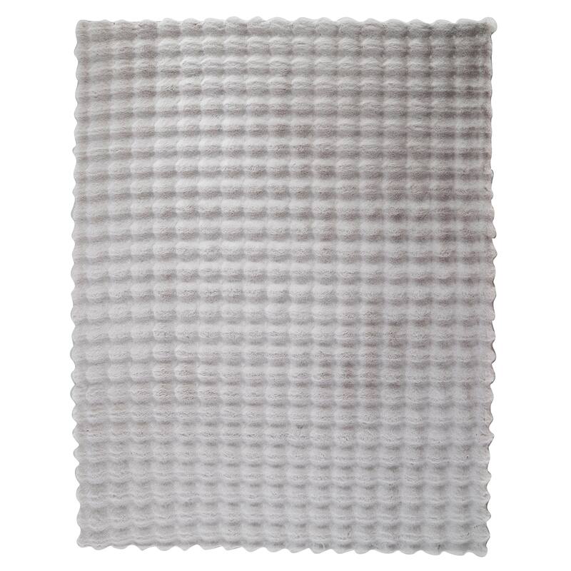 Valencia Fur Textured Solid Color Polyester Rug - 5'3x 7'6 - Beige