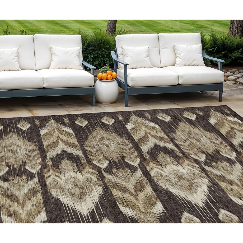HomeRoots Southwestern Transitional Rectangle Outdoor Rug