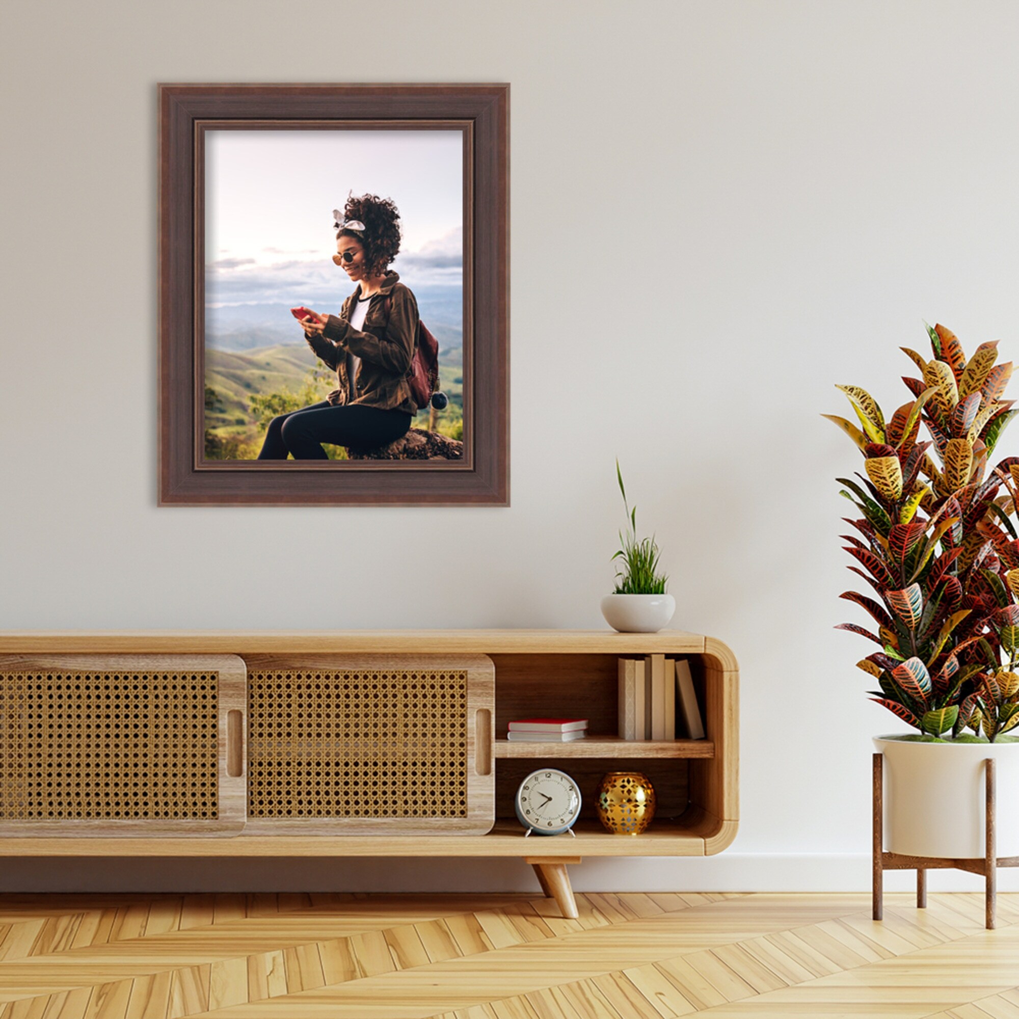 Moab-Brown-Bronze-Picture-
