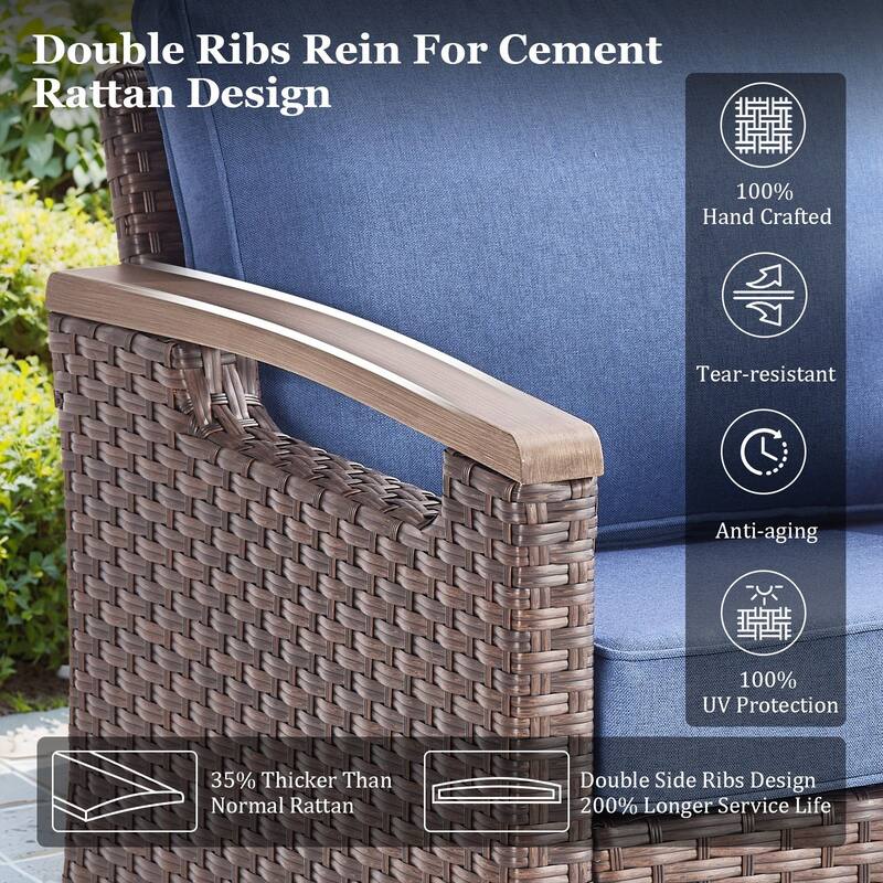 360° Swivel Outdoor Rattan Chair with Thickened Cushion