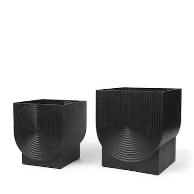 Medina Antiqued Black Metal Planters (Set of 2) - 9.5L x 9.5W x 11.0H