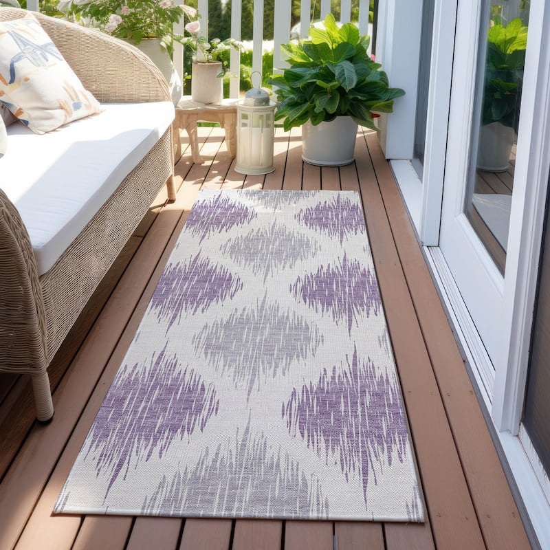 Machine Washable Indoor/ Outdoor Chantille Geo Contemporary Rug - Lavender - 2'3" x 7'6"
