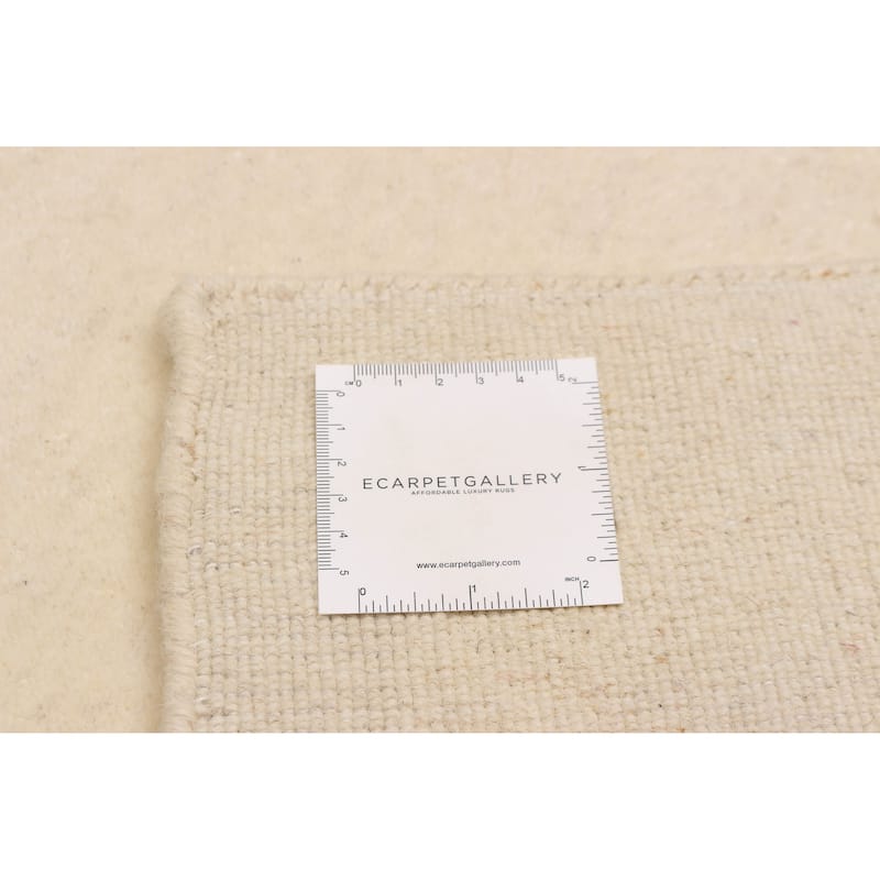 Kashkuli Gabbeh Cream Rug 6'7" x 9'10" - 6'7 x 9'10