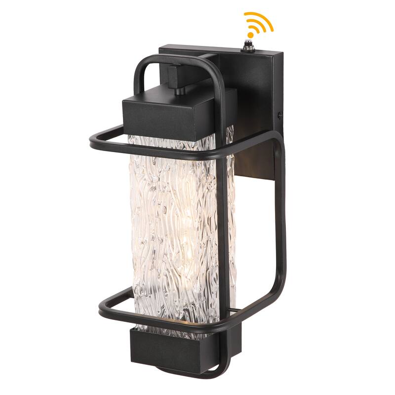 Outdoor Metal Wall Light with Dusk to Dawn