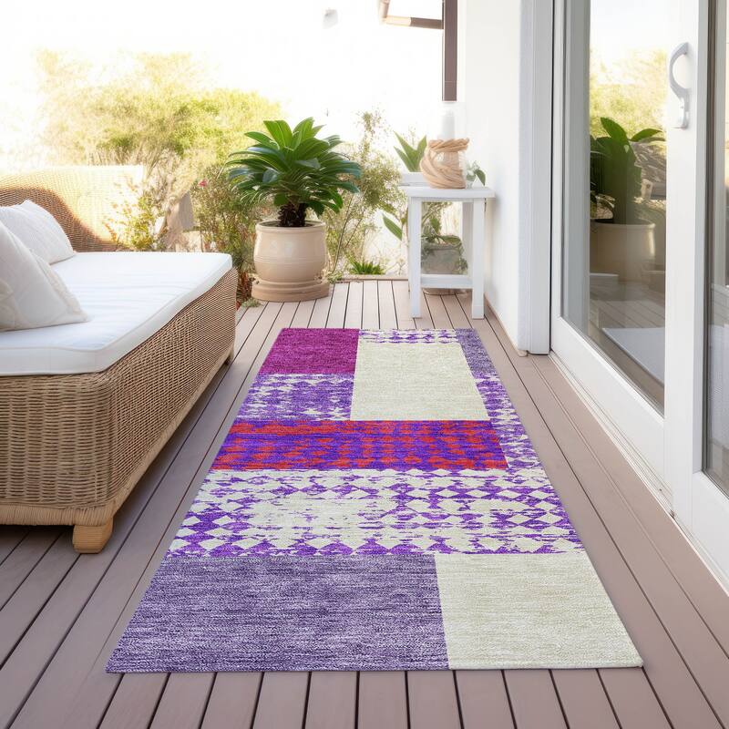 Machine Washable Indoor/ Outdoor Modern Blocks Chantille Rug - Lavender - 2'3" x 7'6"