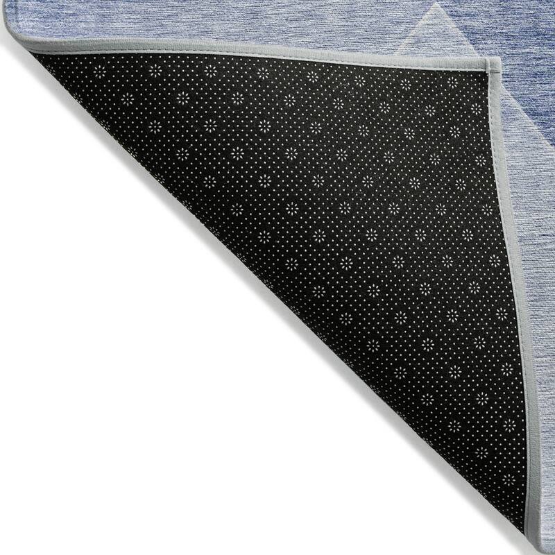Machine Washable Indoor/ Outdoor Chantille Contemporary Abstract Rug