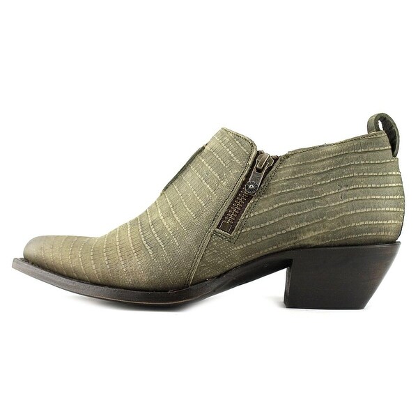 sacha moto shootie