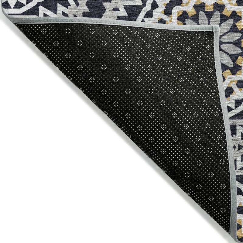 HomeRoots Floral Medallion Transitional Rectangle Outdoor Rug
