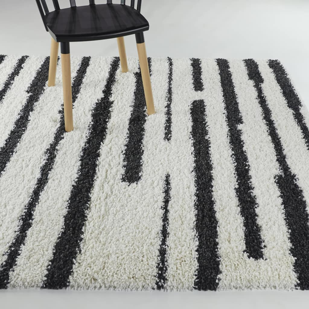 Beatriz Modern Stripe Shag Area Rug