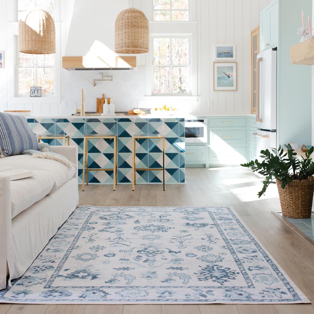 Ainsley Vintage Traditional Ivory/ Blue Printed Washable Flat Pile Area Rug