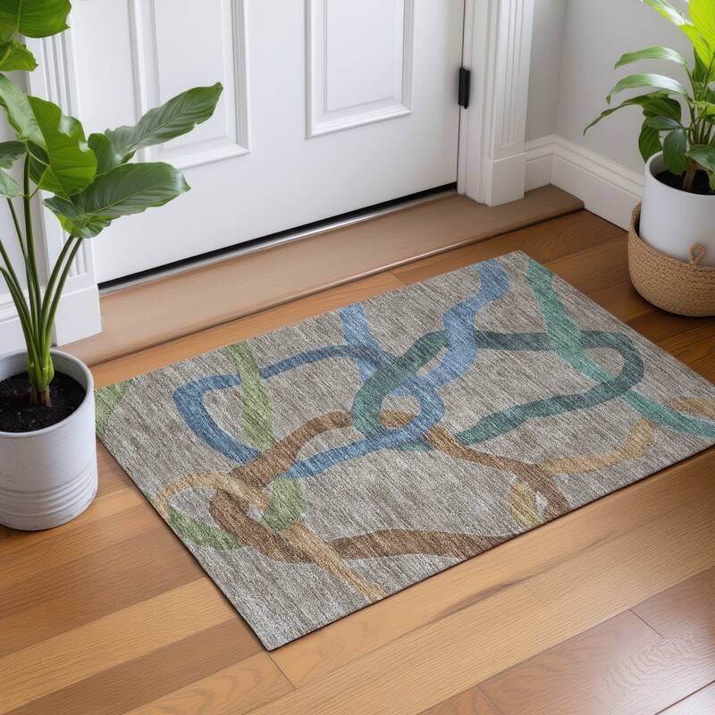 Machine Washable Indoor/ Outdoor Abstract Links Chantille Rug
