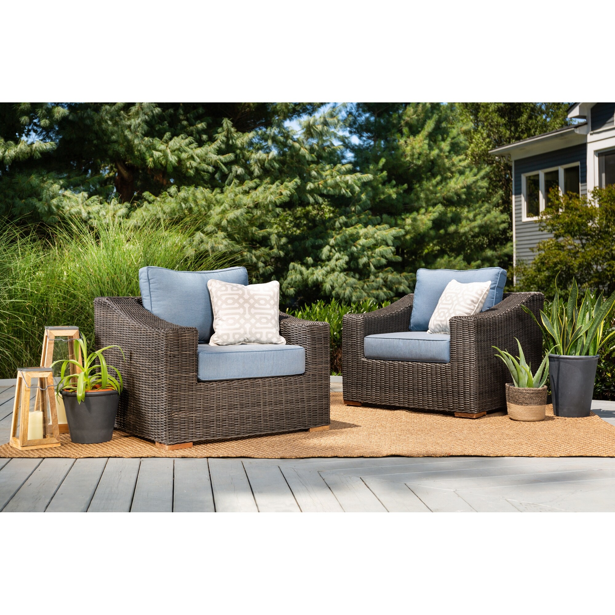 La Z Boy New Boston Gray Patio Lounge Chair With Sunbrella Spectrum Denim Fabric Set Of 2 Overstock 32308675