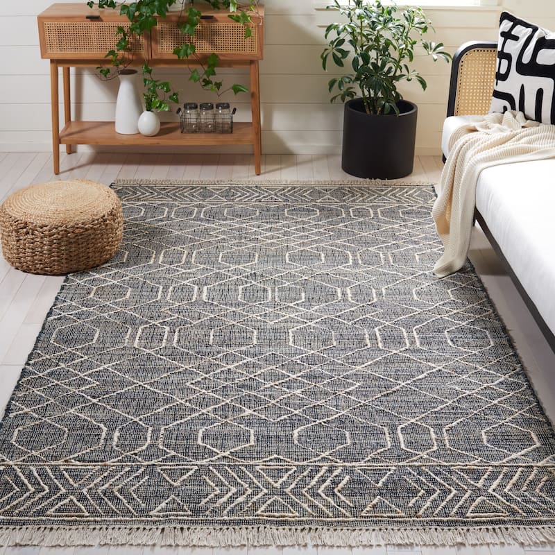SAFAVIEH Handmade Natural Fiber Eranda Boho Jute Fringe Rug - 8' x 10' - Black/Ivory