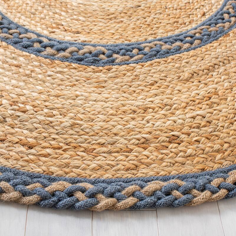 SAFAVIEH Handmade Natural Fiber Asgerdur Casual Jute Rug
